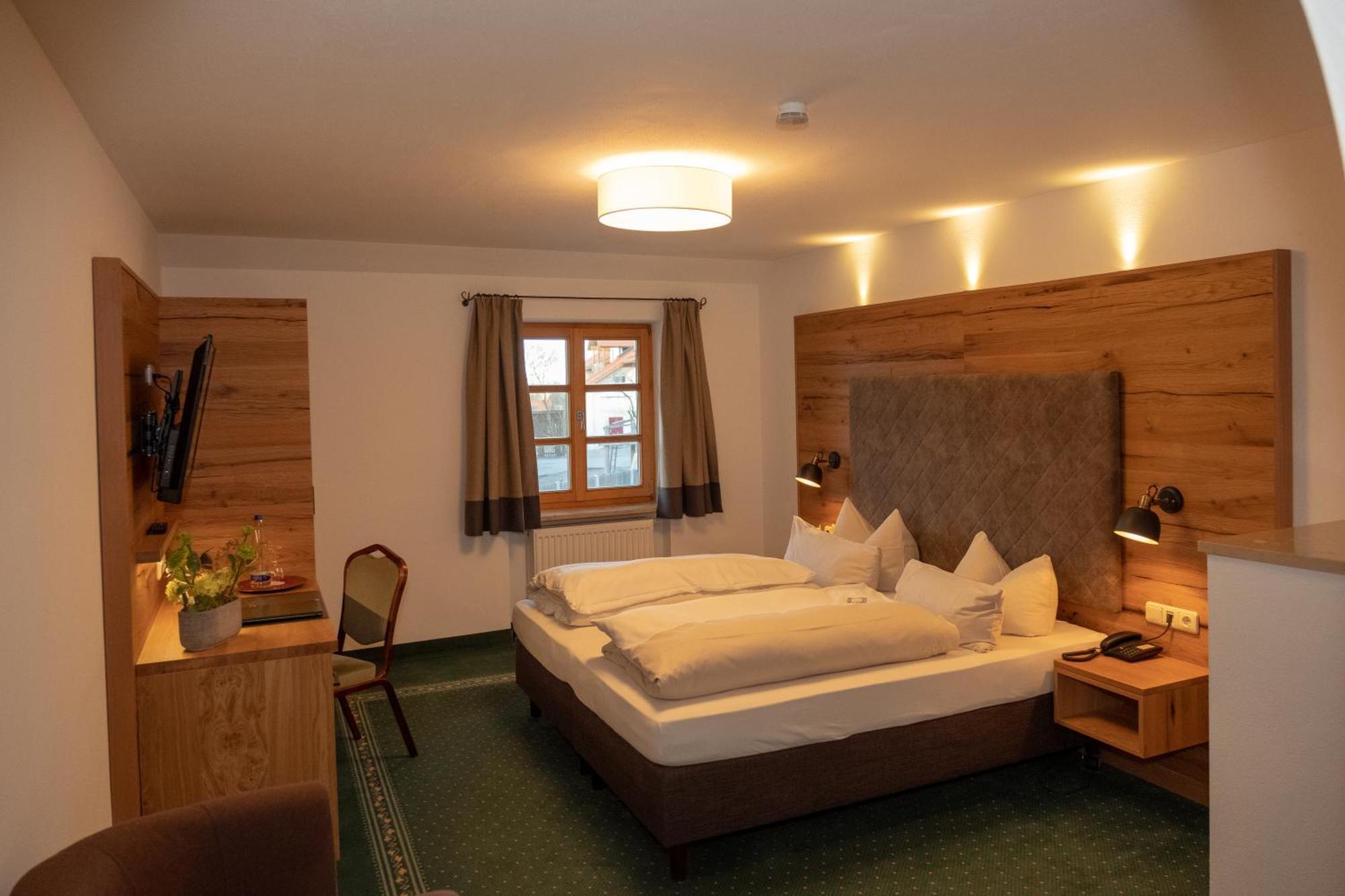Der Obere Wirt Zum Queri Hotel Andechs Bagian luar foto
